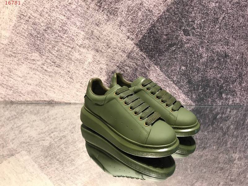 ALEXANDER MCQUEEN